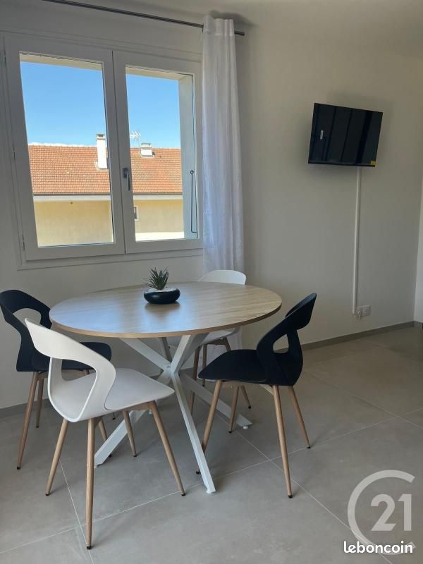 Appartement 3 pièces 43 m² (image 3)