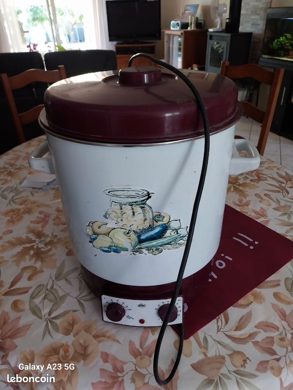 A vendre stérilisateur électrique (image 1)