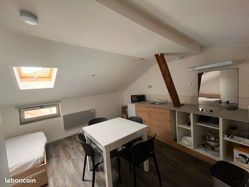 Appartement 1 pièce 15 m² · à Saint-Junien · 15 m² · 360 €/mois