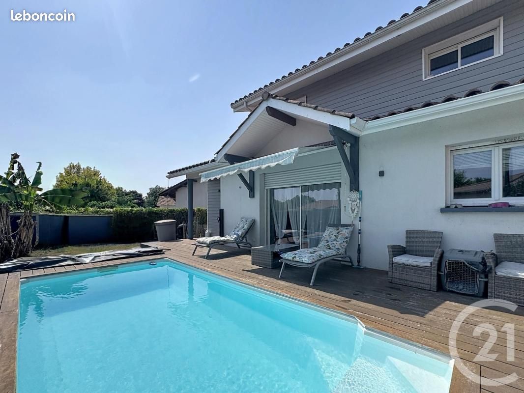 Maison 5 pièces 105 m² · à Mios · 105 m² · 1 480 €