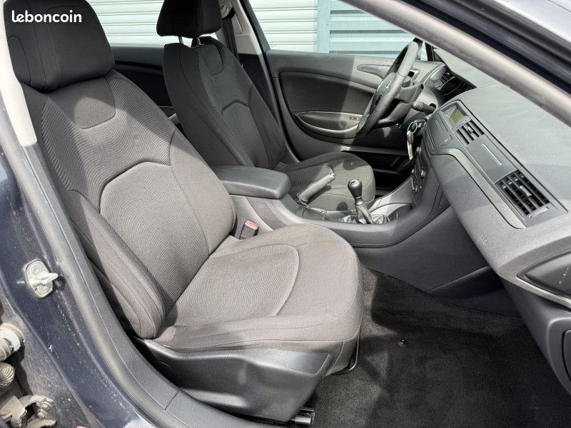 Citroen C5 1.6 HDI110 FAP CONFORT (image 5)