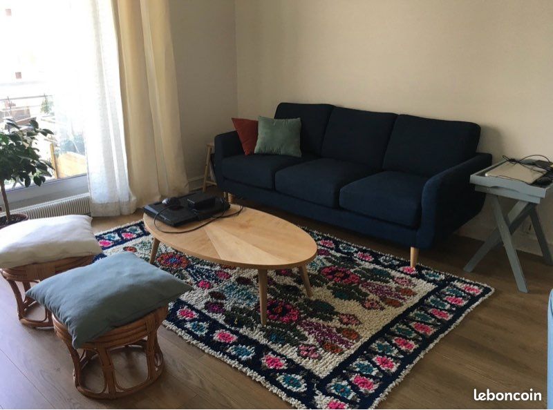 Tapis fait main en laine (image 1)