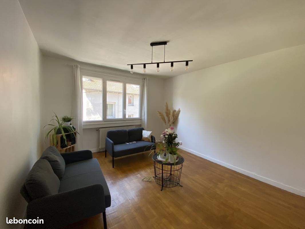 Appartement 4 pièces 69 m² · à Saint-Étienne · 69 m² · 105 000 €
