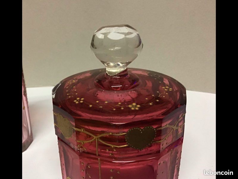 Ancien nécessaire de toilette en cristal (image 2)