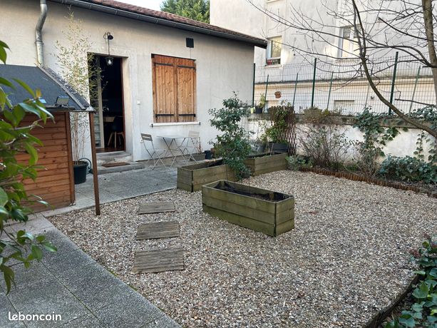 Maison atypique avec grand jardin meublée