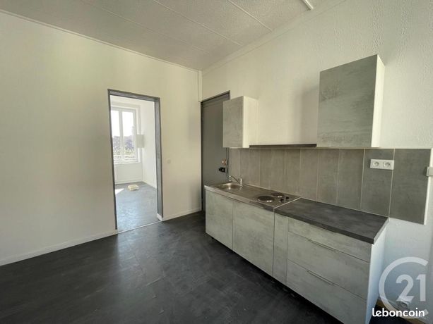 Studio 1 pièce 33 m²