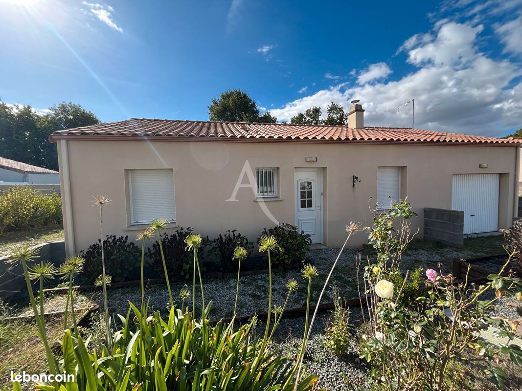 Maison 4 pièces 83 m² · aux Achards · 83 m² · 279 000 €