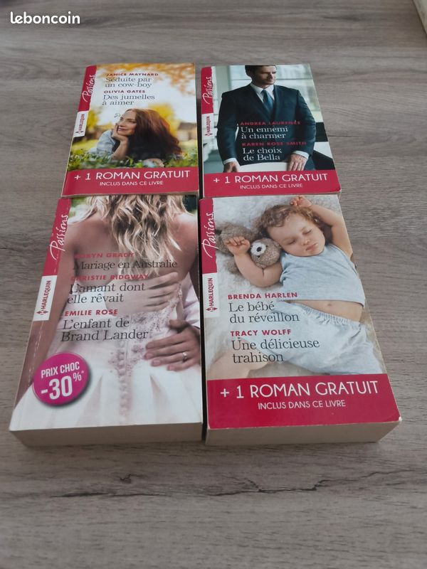 Lots 4 roman harlequin (image 1)