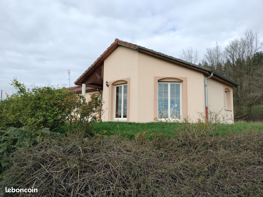 Maison 6 pièces 165 m² · à Buxières-sous-les-Côtes · 165 m² · 2 000 000 €