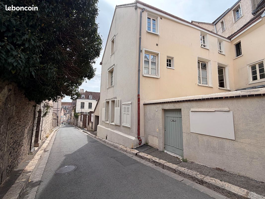 Immeuble 8 pièces 182 m² · à Chartres · 182 m² · 525 000 €