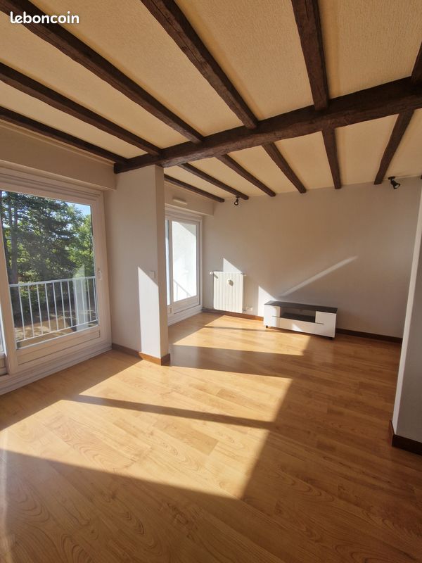 Appartement 4 pièces 81 m² · à Saint-Genis-Pouilly · 81,3 m² · 2 000 €/mois