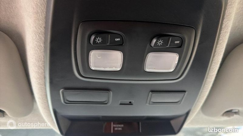 Renault Trafic Véhicule utilitaire ou Société L1H1 3T 2.0 Blue dCi 130ch Confort (image 29)