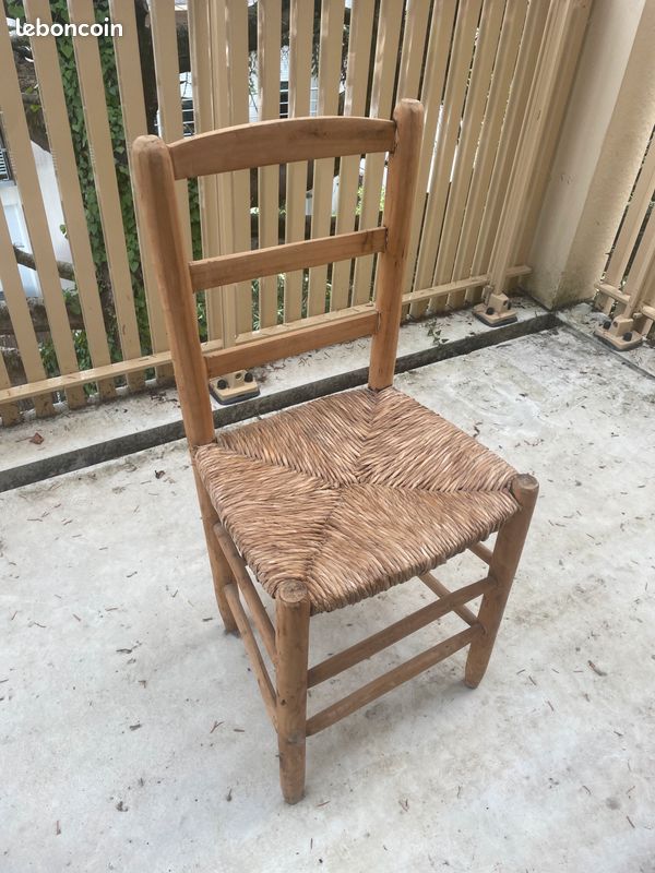 Chaise paysanne en paille (image 1)