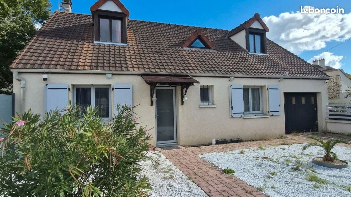 Maison 7 pièces 137 m² · à Marolles-en-Hurepoix · 137 m² · 354 000 €