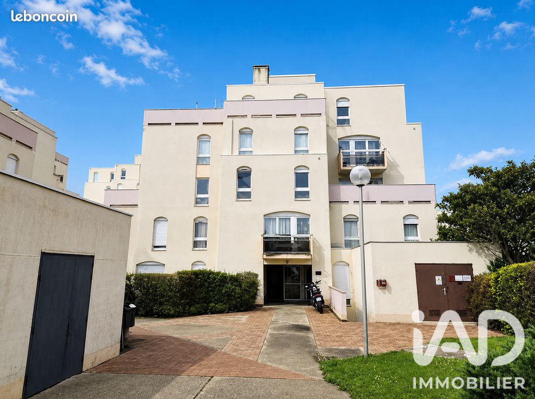 Appartement 3 pièces 71 m² · à Évry-Courcouronnes · 71 m² · 159 000 €