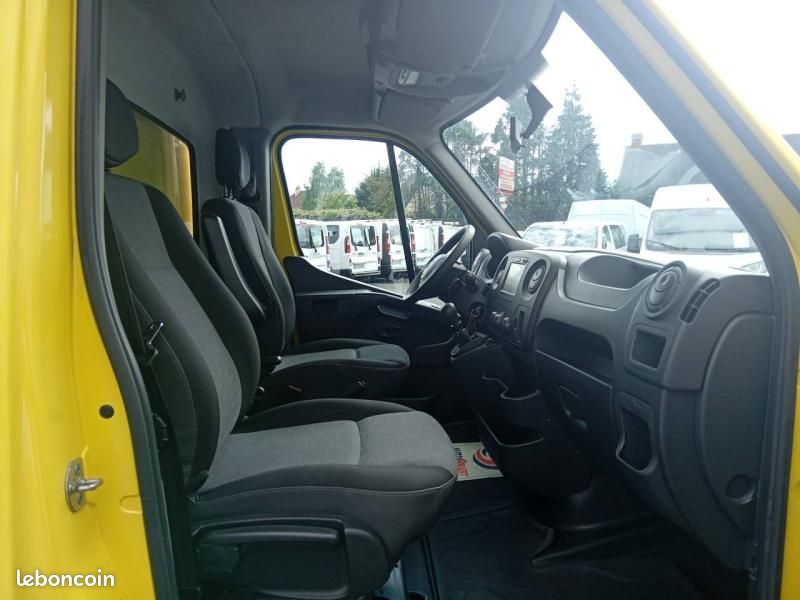 Renault Master PlanCb 14 900 HT L3H2 2.3 dCi 110ch Grand Confort HAYON (image 7)