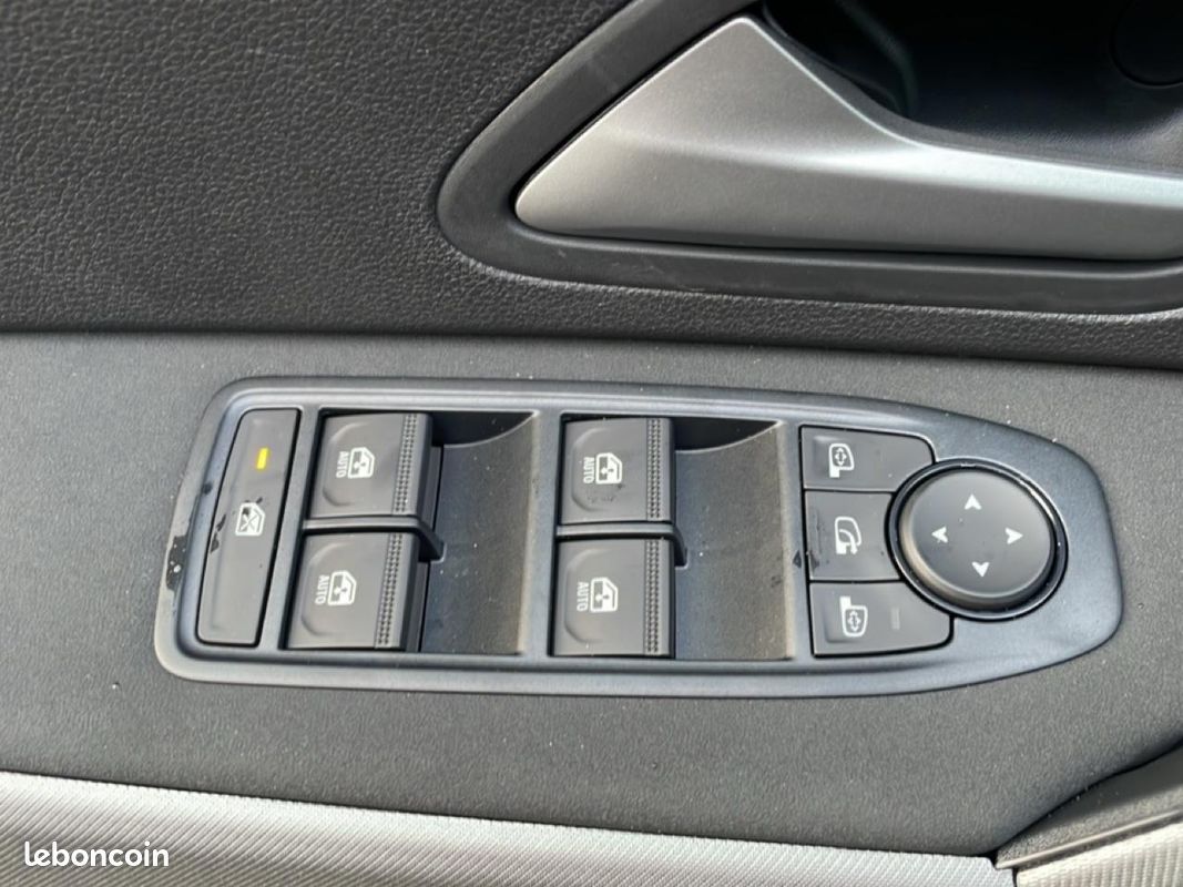 DACIA BIGSTER 1.8 hybrid 155 journey (image 11)