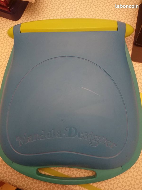 Mandala dedigner (image 1)