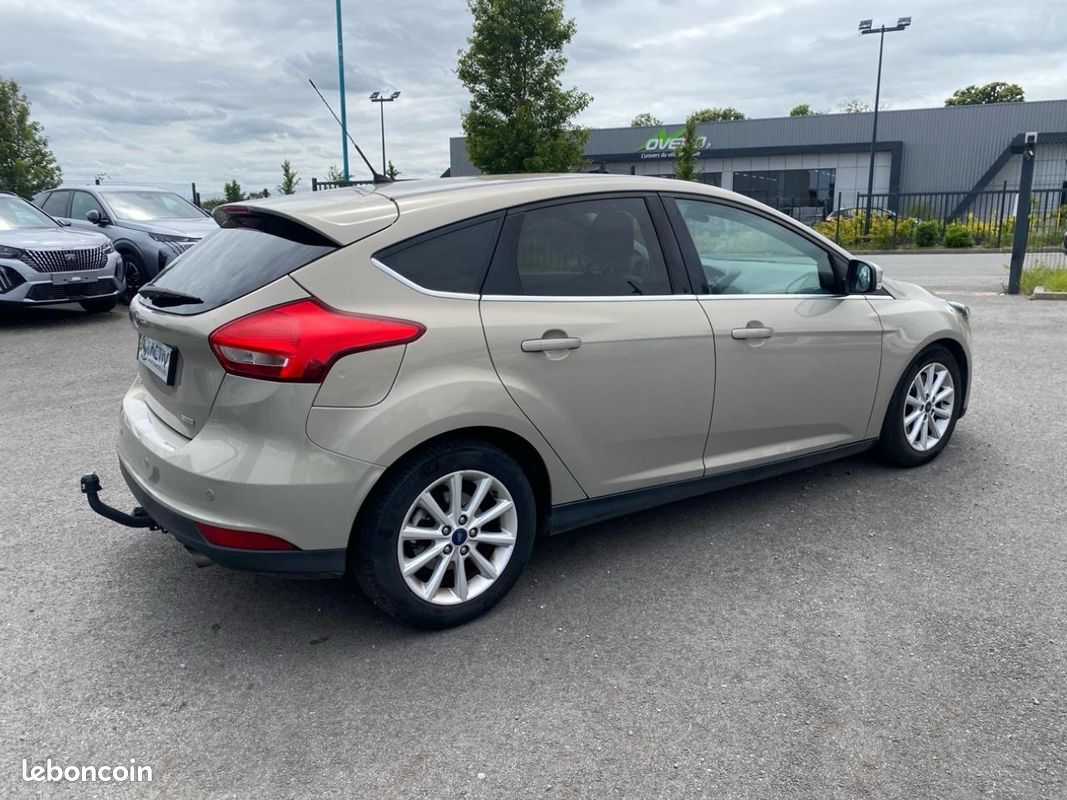 FORD FOCUS 1.5 ecoboost 182 titanium (image 5)