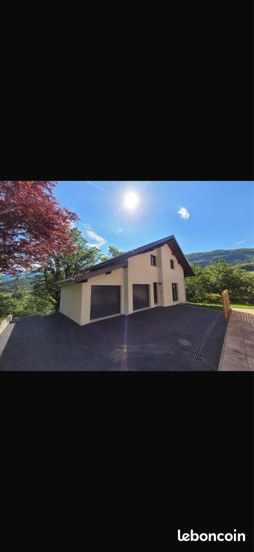 Maison 4 pièces 110 m² · à Annecy · 110 m² · 2 000 €