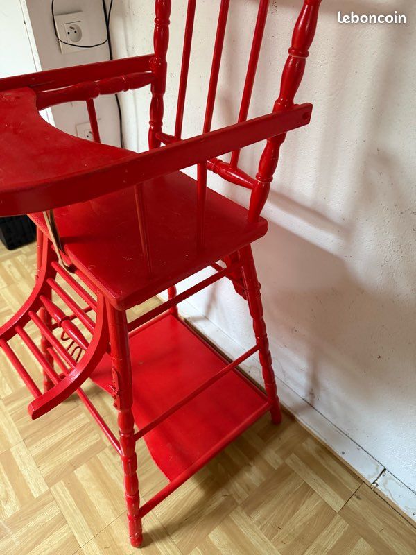 Chaise haute (image 4)