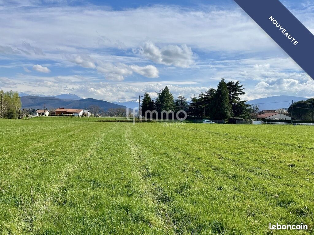 Terrain 3000 m² Montréjeau · 49 000 €