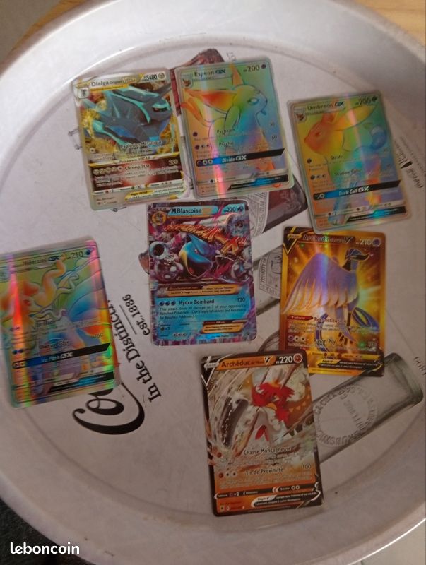 Lot De 31 Cartes Pokémon – 1 Ultra Rare (EX, V, GX…) + 30 Classiques Dont 5 Brillantes & 5 Dresseurs – Authentiques, Sans Doubles, Cadeau Parfait
