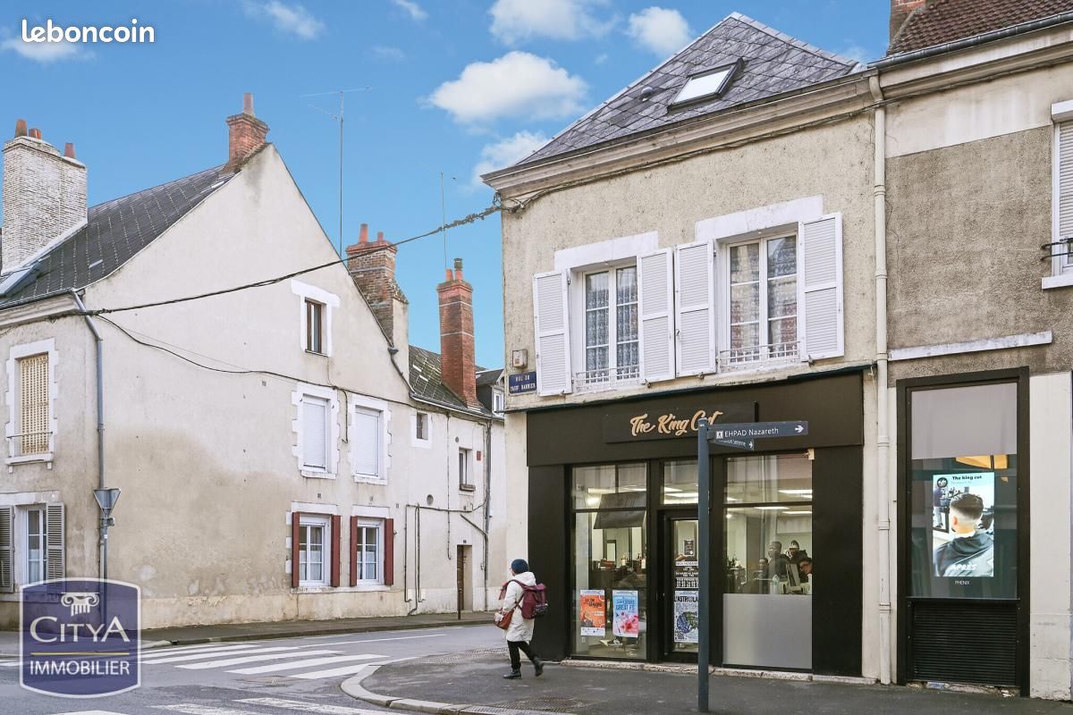 Immeuble 176 m² · à Orléans · 176 m² · 330 000 €