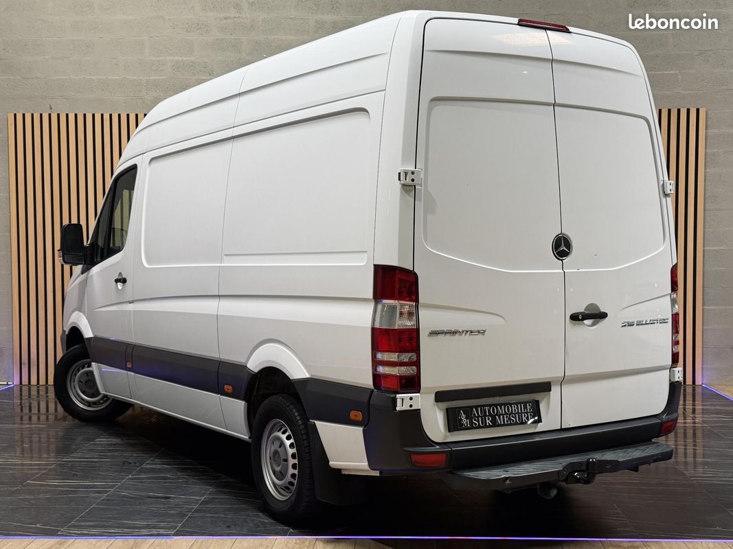 MERCEDES SPRINTER FOURGON 32N 3.0t 219 CDI 3.0 190 BVM Euro5 ÉTAT NEUF RIEN A PRÉVOIR 119 319 (image 21)