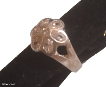 Bague en argent en provenance de l’Inde ornée de plusieurs petites pierres quartz rose (image 4)