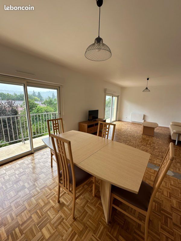 Appartement 3 pièces 75 m² · à Billère · 75 m² · 820 €