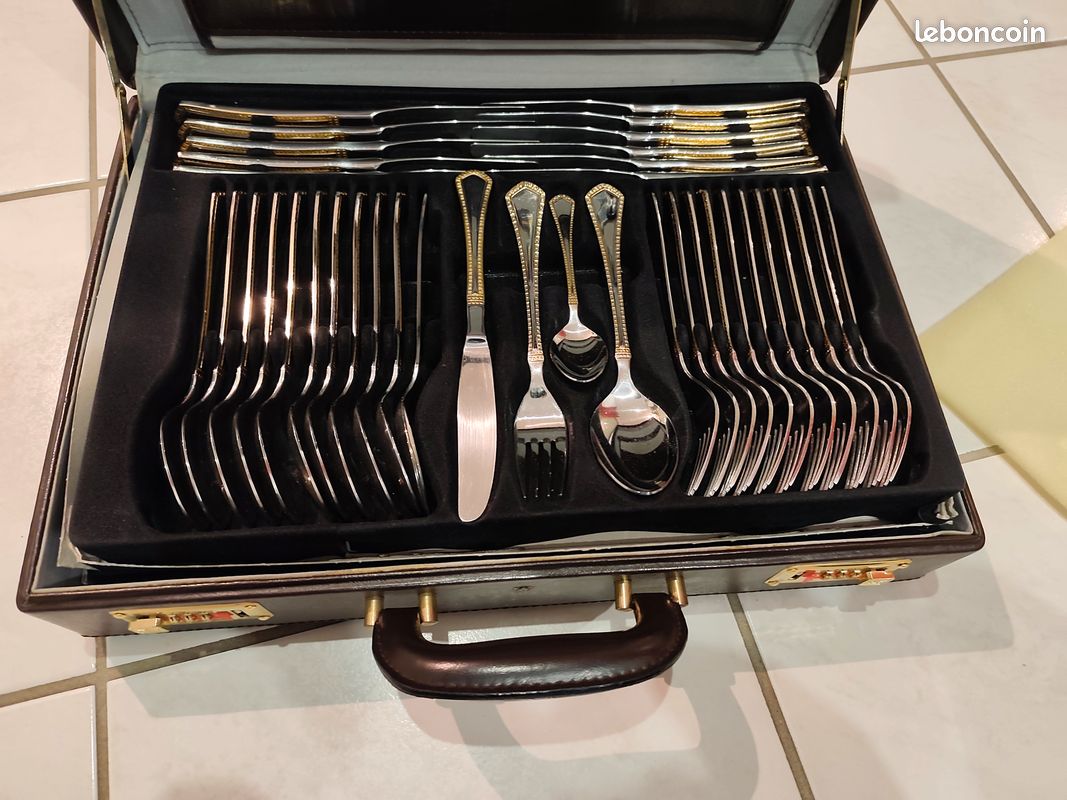 Ménagère 24 pièces LAGUIOLE PRODUCTION Nacré Rouge - Acier inox trempé