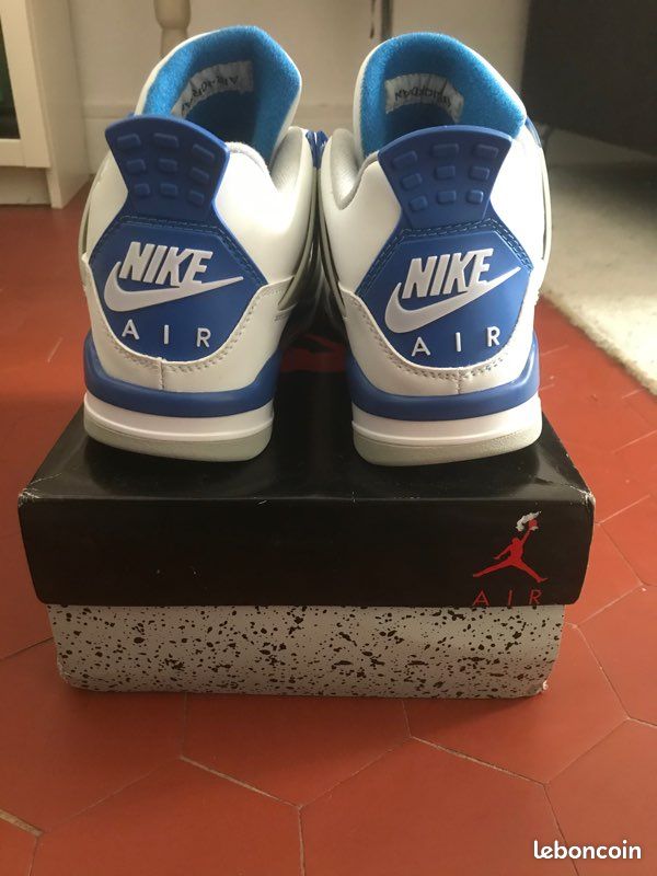 Jordan 4 retro military blue (image 3)