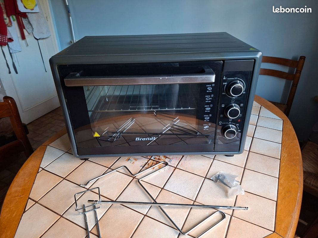 Four posable Brandt 42 l (image 4)