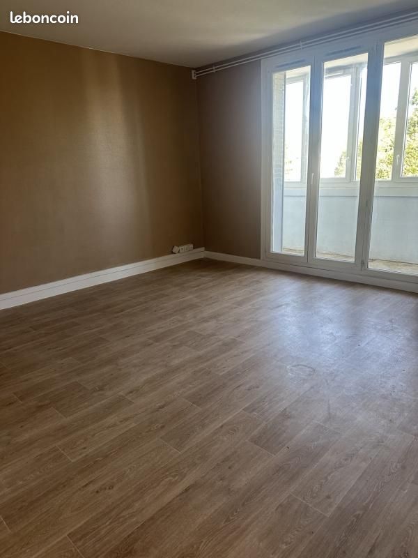 Appartement 4 pièces 69 m² · à Voiron · 69 m² · 682 €/mois