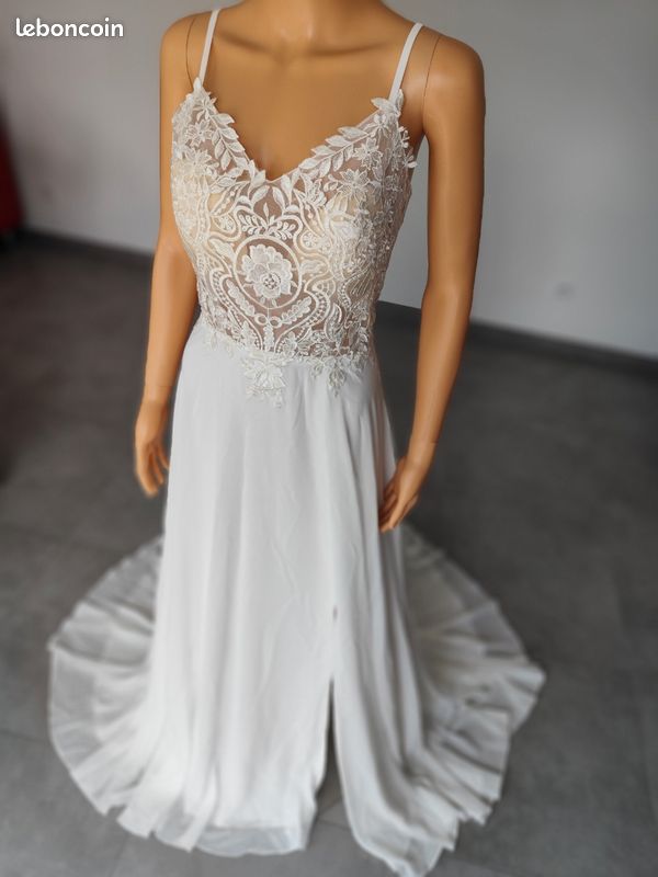 NEUVE Robe de mariée bohème fluide CYRINE ivoire 38 Vêtements