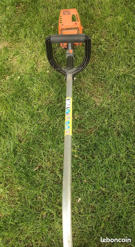 Bras-Poignée et Curseur d'Arrêt pour Coupe-Bordure Stihl FS36 (image 1)