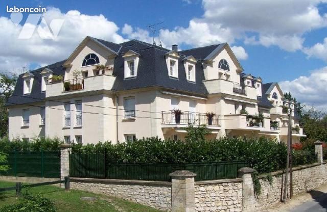 Appartement 3 pièces 148 m² · à Senlis · 148 m² · 599 000 €