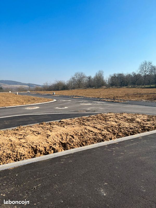 Terrain 695 m² · à Vandières · 695 m² · 117 000 €
