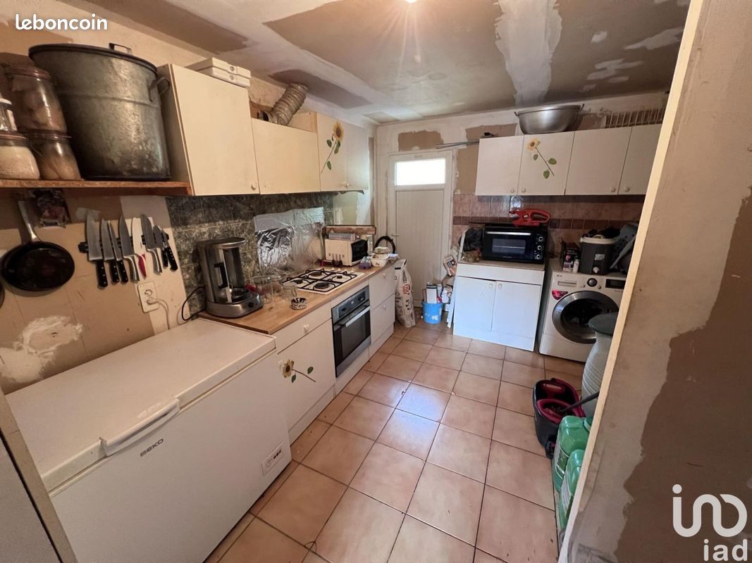 Maison 6 pièces 105 m² - La Ferrière-Airoux 86160 (image principale 5)