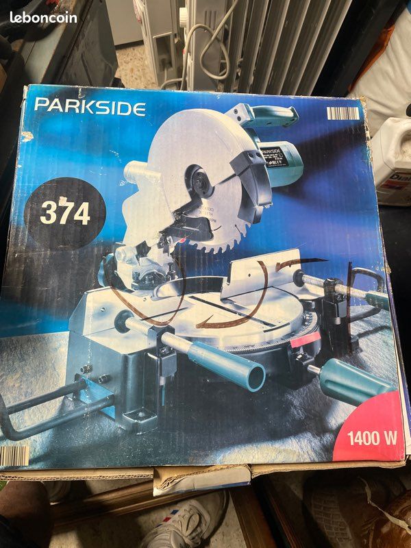 Scie Radiale à Onglet Parkside PKS 1500 Avec Porte-Clés HEADNMORE - Bundle Complet