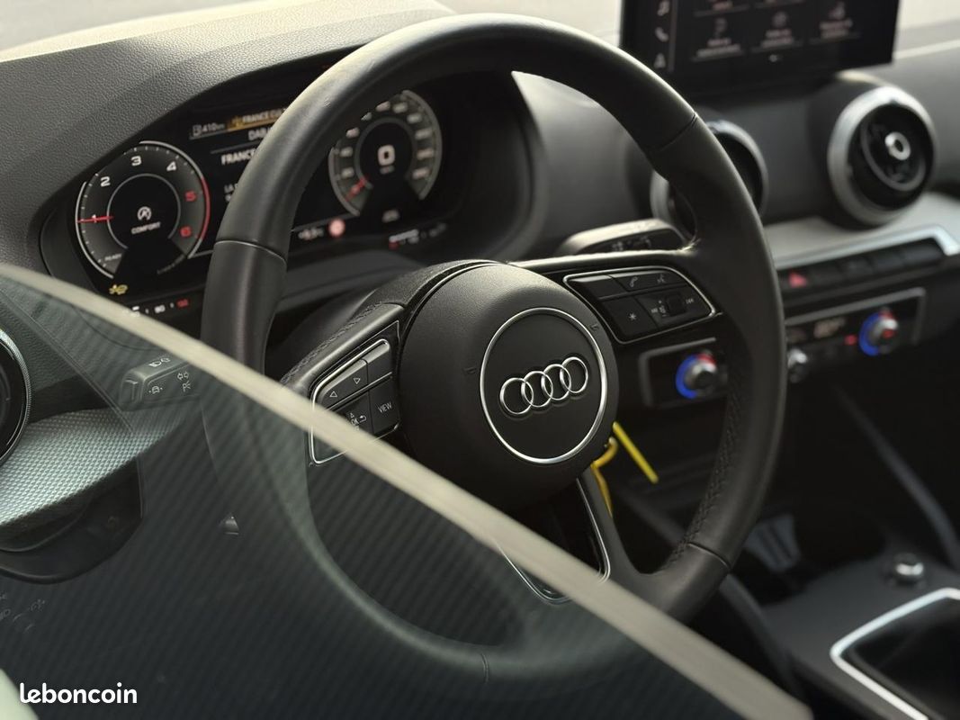 AUDI Q2 30 TDI 116 S Line (image 6)