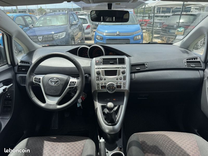 Toyota VERSO 126 D-4D FAP SKYVIEW CONNECT 5 PLACES (image 14)