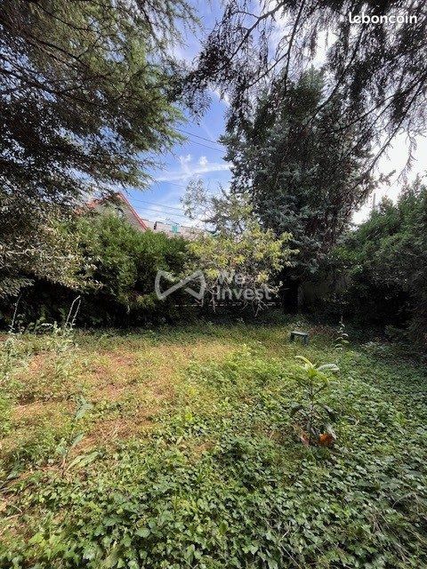 Terrain 181 m² · à Neuilly-Plaisance · 181 m² · 170 000 €