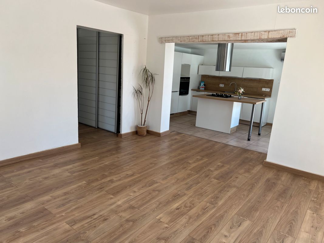 Maison 4 pièces 92 m² · à Nîmes · 92 m² · 1 250 €/mois