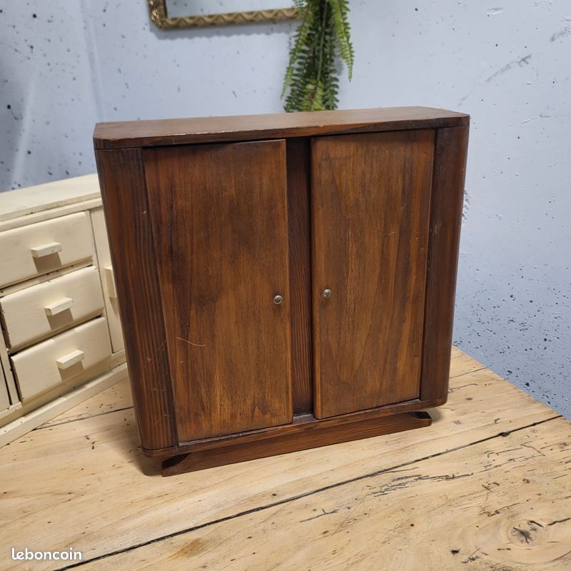 18 ⚜️ Ancienne Armoire de Poupée en Bois Mobilier Pour