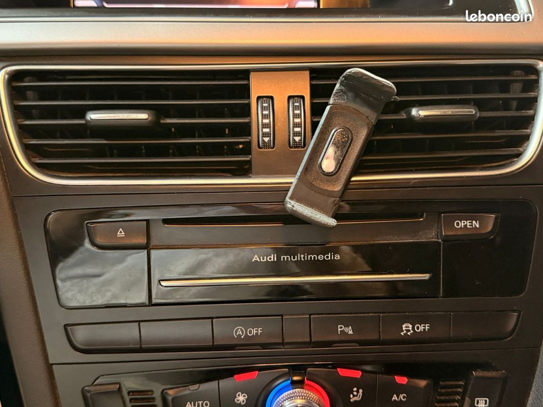 AUDI A4 ALLROAD QUATTRO 2.0 TDI 177 DPF Ambiente (image 26)