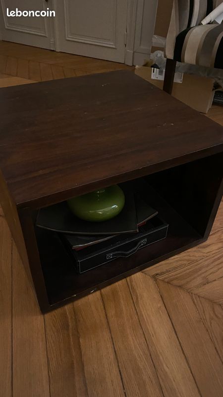 Table basse carré en bois (image 2)
