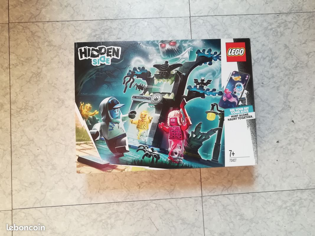 Lego hidden side 70427 (image 1)