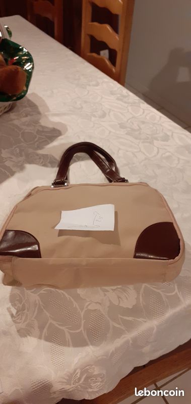 Sac a mains (image 4)